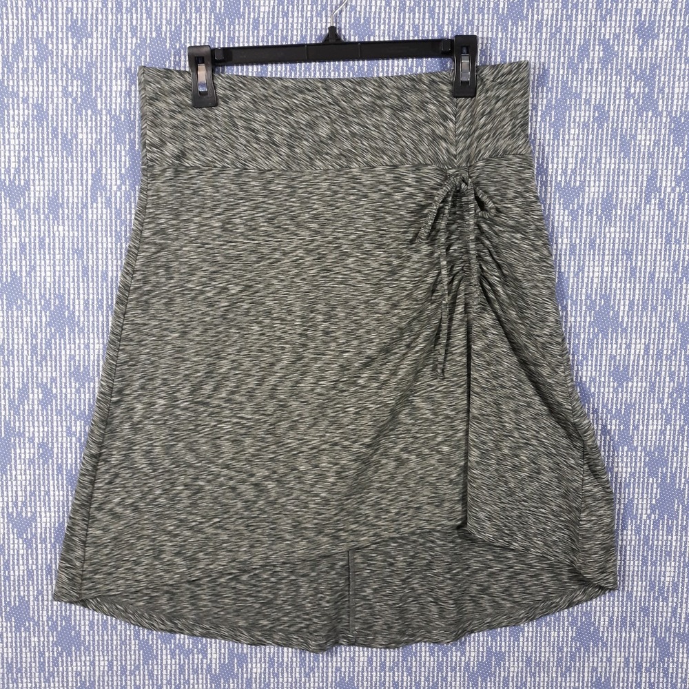 The North Face Cinched Ruched Swing Athletic Skirt Womens Medium Green